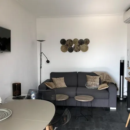 Cosy 42m With Balcony View And Wifi Apartmán Cannes